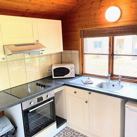 Otter 4 Hot Tub - Huntersmoon-Warminster-Bath-Salisbury Villa Ngoại thất bức ảnh
