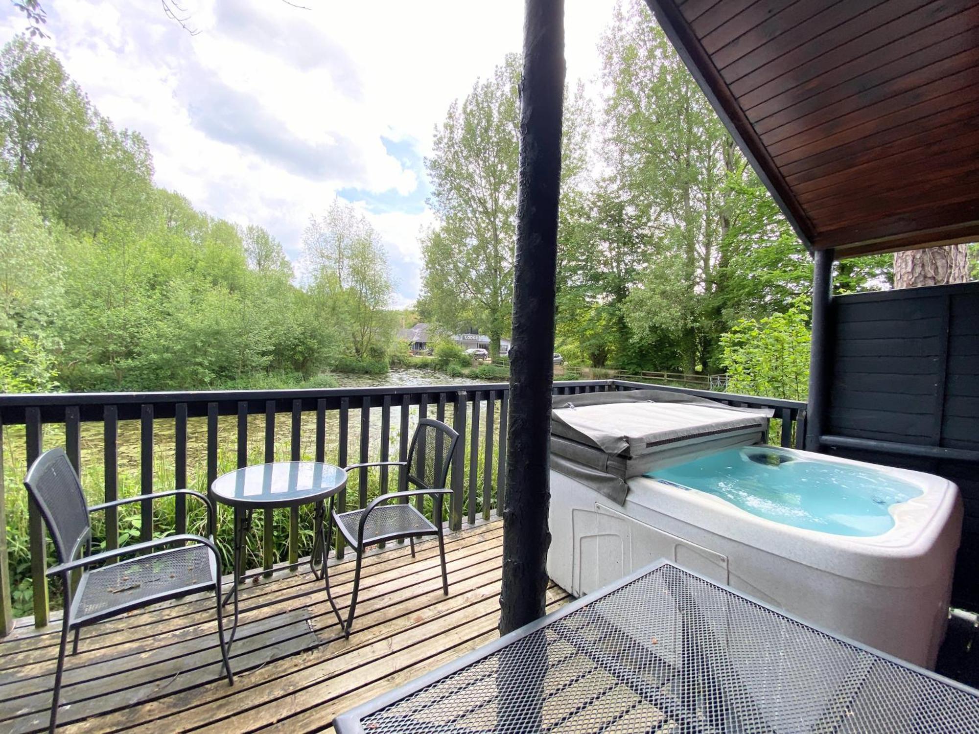Otter 4 Hot Tub - Huntersmoon-Warminster-Bath-Salisbury Villa Ngoại thất bức ảnh